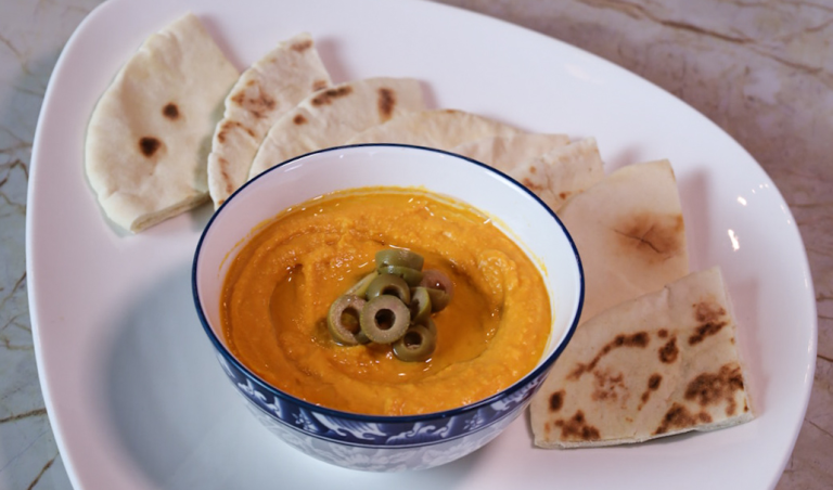 Saffron Hummus with ZAFF Golden Creaminess